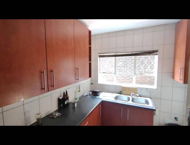 2 BEDROOM DUPLEX FOR SALE IN KEW